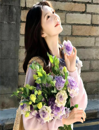 表演艺术解析：《叛徒美版 第二季》的编剧的叙事结构与情节设计 理解角色塑造的艺术